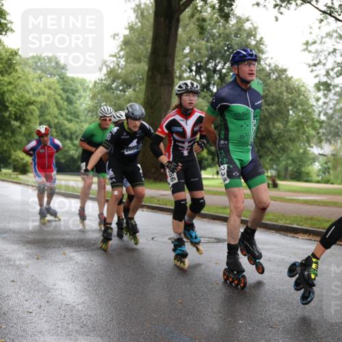 30.06.2024 - hella hamburg halbmarathon H.Heesch http://msf.ph/oto/6441365 30.06.2024 09:15:04 Zwischen KM18-KM19 20030, 9, 408 meine-sportfotos.de