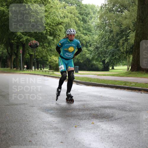 30.06.2024 - hella hamburg halbmarathon H.Heesch http://msf.ph/oto/6441804 30.06.2024 09:15:53 Zwischen KM18-KM19 95 meine-sportfotos.de