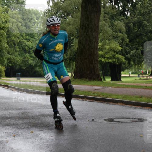 30.06.2024 - hella hamburg halbmarathon H.Heesch http://msf.ph/oto/6441848 30.06.2024 09:15:53 Zwischen KM18-KM19 95 meine-sportfotos.de