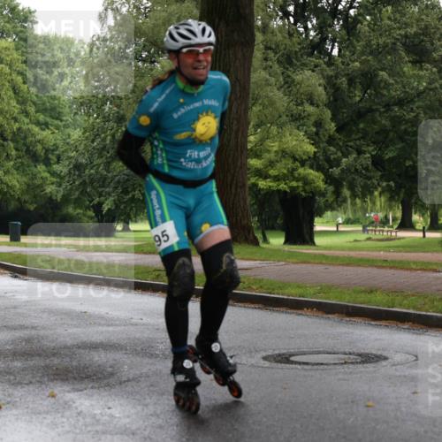 30.06.2024 - hella hamburg halbmarathon H.Heesch http://msf.ph/oto/6441873 30.06.2024 09:15:53 Zwischen KM18-KM19 95 meine-sportfotos.de