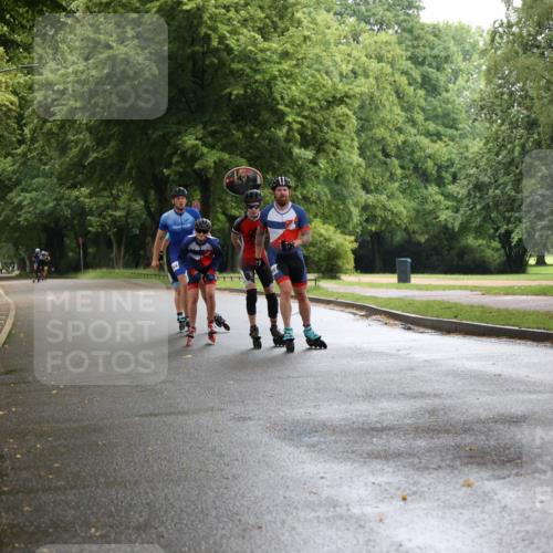 30.06.2024 - hella hamburg halbmarathon H.Heesch http://msf.ph/oto/6441907 30.06.2024 09:16:03 Zwischen KM18-KM19  meine-sportfotos.de