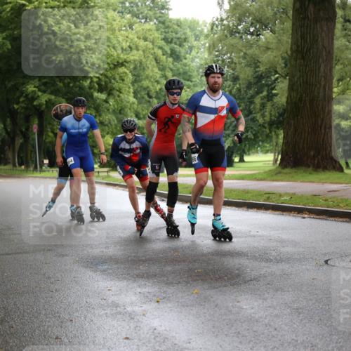 30.06.2024 - hella hamburg halbmarathon H.Heesch http://msf.ph/oto/6442035 30.06.2024 09:16:04 Zwischen KM18-KM19  meine-sportfotos.de