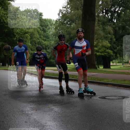 30.06.2024 - hella hamburg halbmarathon H.Heesch http://msf.ph/oto/6442094 30.06.2024 09:16:04 Zwischen KM18-KM19 166 meine-sportfotos.de