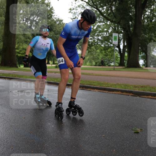 30.06.2024 - hella hamburg halbmarathon H.Heesch http://msf.ph/oto/6442254 30.06.2024 09:16:05 Zwischen KM18-KM19 364 meine-sportfotos.de