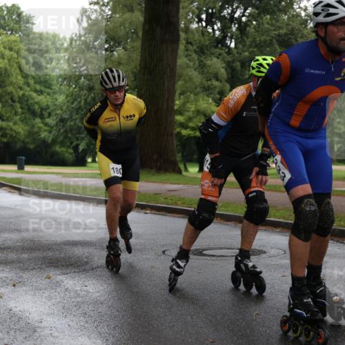 30.06.2024 - hella hamburg halbmarathon H.Heesch http://msf.ph/oto/6442419 30.06.2024 09:16:14 Zwischen KM18-KM19 1000, 180 meine-sportfotos.de