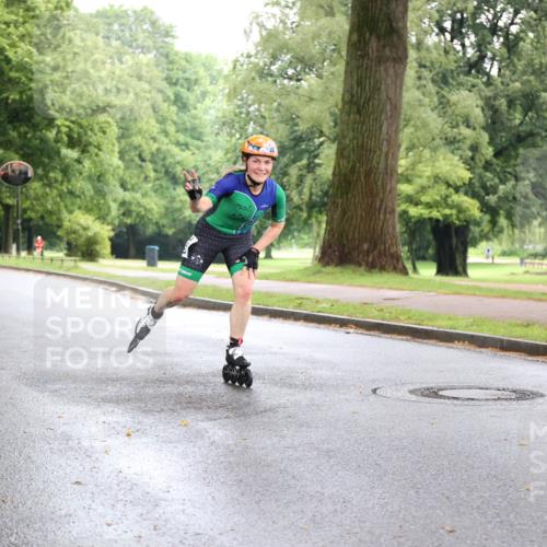 30.06.2024 - hella hamburg halbmarathon H.Heesch http://msf.ph/oto/6442650 30.06.2024 09:17:26 Zwischen KM18-KM19  meine-sportfotos.de