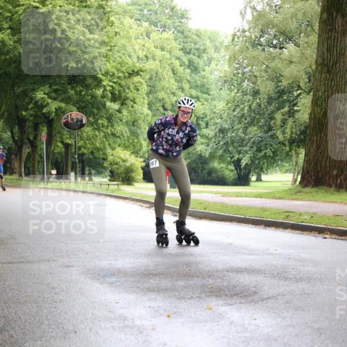 30.06.2024 - hella hamburg halbmarathon H.Heesch http://msf.ph/oto/6442894 30.06.2024 09:17:45 Zwischen KM18-KM19 97 meine-sportfotos.de