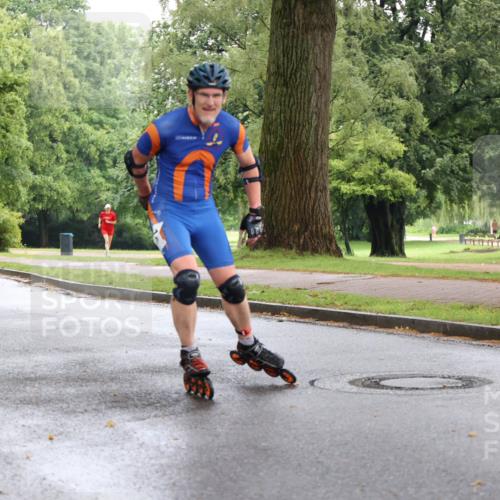30.06.2024 - hella hamburg halbmarathon H.Heesch http://msf.ph/oto/6443046 30.06.2024 09:17:51 Zwischen KM18-KM19  meine-sportfotos.de