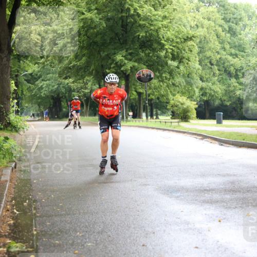 30.06.2024 - hella hamburg halbmarathon H.Heesch http://msf.ph/oto/6443289 30.06.2024 09:18:57 Zwischen KM18-KM19  meine-sportfotos.de