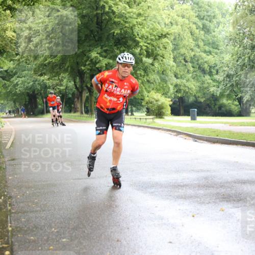 30.06.2024 - hella hamburg halbmarathon H.Heesch http://msf.ph/oto/6443301 30.06.2024 09:18:58 Zwischen KM18-KM19 3 meine-sportfotos.de