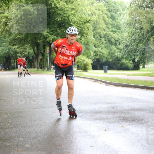 30.06.2024 - hella hamburg halbmarathon H.Heesch http://msf.ph/oto/6443307 30.06.2024 09:18:58 Zwischen KM18-KM19 3 meine-sportfotos.de