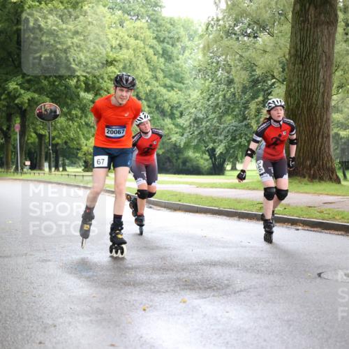 30.06.2024 - hella hamburg halbmarathon H.Heesch http://msf.ph/oto/6443343 30.06.2024 09:19:03 Zwischen KM18-KM19 20067, 67 meine-sportfotos.de