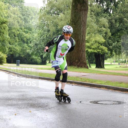 30.06.2024 - hella hamburg halbmarathon H.Heesch http://msf.ph/oto/6443489 30.06.2024 09:19:24 Zwischen KM18-KM19 20038 meine-sportfotos.de