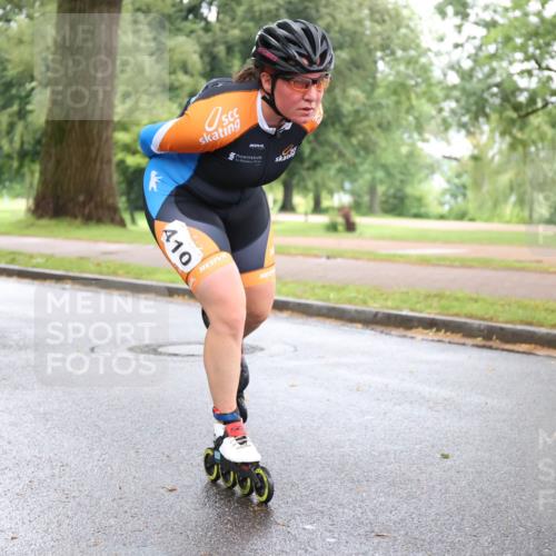 30.06.2024 - hella hamburg halbmarathon H.Heesch http://msf.ph/oto/6443701 30.06.2024 09:20:21 Zwischen KM18-KM19 410 meine-sportfotos.de