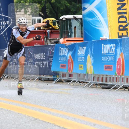30.06.2024 - hella hamburg halbmarathon Strokosch-Dieckow http://msf.ph/oto/6506985 30.06.2024 09:12:05 Ziel 20026, 20092, 20316, 20026, 20092, 20316 meine-sportfotos.de