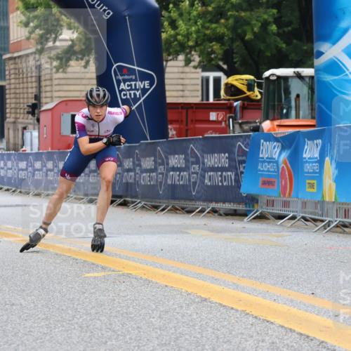 30.06.2024 - hella hamburg halbmarathon Strokosch-Dieckow http://msf.ph/oto/6507620 30.06.2024 09:12:23 Ziel 20304, 20304 meine-sportfotos.de
