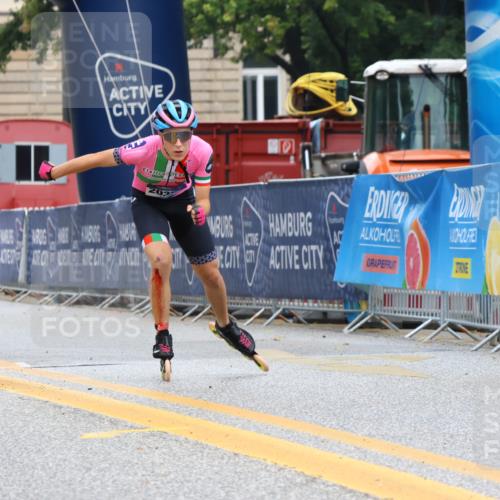 30.06.2024 - hella hamburg halbmarathon Strokosch-Dieckow http://msf.ph/oto/6509844 30.06.2024 09:14:21 Ziel 20105, 20200, 20354, 20372, 20105, 20200, 20354, 20372 meine-sportfotos.de