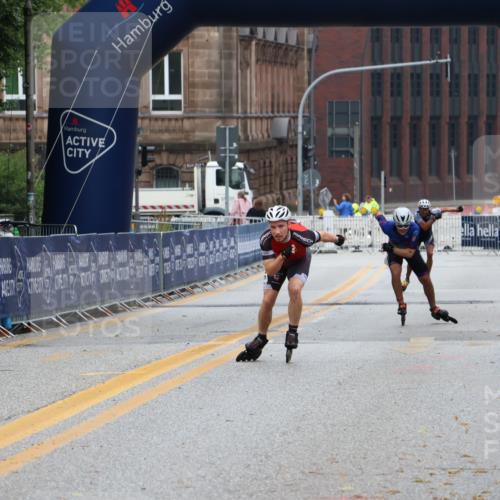 30.06.2024 - hella hamburg halbmarathon Strokosch-Dieckow http://msf.ph/oto/6562399 30.06.2024 09:12:00 Ziel 20026, 20092, 20316 meine-sportfotos.de