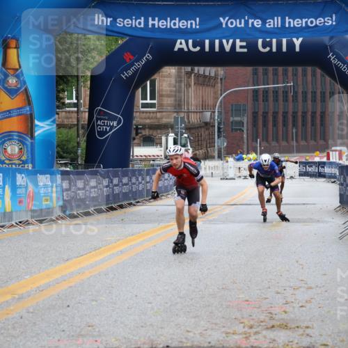 30.06.2024 - hella hamburg halbmarathon Strokosch-Dieckow http://msf.ph/oto/6562418 30.06.2024 09:12:01 Ziel 20026, 20092, 20316 meine-sportfotos.de