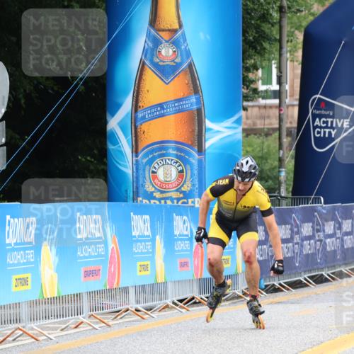30.06.2024 - hella hamburg halbmarathon Strokosch-Dieckow http://msf.ph/oto/6563284 30.06.2024 09:13:04 Ziel 20108, 20109, 20223, 20318, 20319, 20355, 20356, 20375, 20390 meine-sportfotos.de