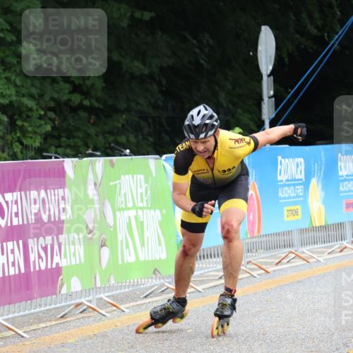 30.06.2024 - hella hamburg halbmarathon Strokosch-Dieckow http://msf.ph/oto/6563317 30.06.2024 09:13:06 Ziel 20108, 20109, 20223, 20318, 20319, 20355, 20356, 20375, 20390 meine-sportfotos.de