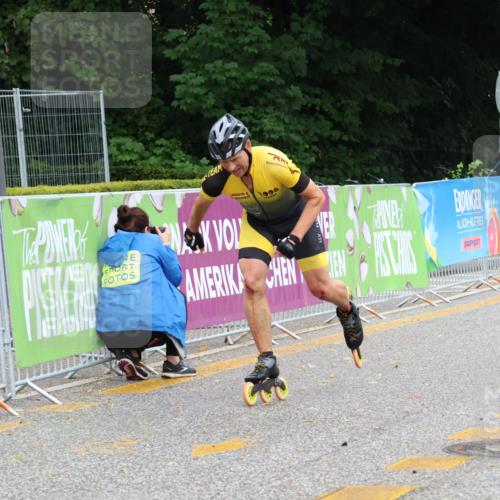 30.06.2024 - hella hamburg halbmarathon Strokosch-Dieckow http://msf.ph/oto/6563376 30.06.2024 09:13:07 Ziel 20108, 20109, 20223, 20318, 20319, 20355, 20356, 20375, 20390 meine-sportfotos.de