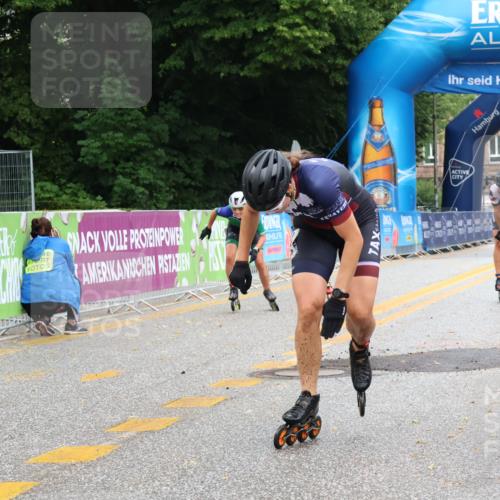 30.06.2024 - hella hamburg halbmarathon Strokosch-Dieckow http://msf.ph/oto/6563631 30.06.2024 09:13:10 Ziel 20108, 20109, 20223, 20318, 20319, 20355, 20375, 20390 meine-sportfotos.de