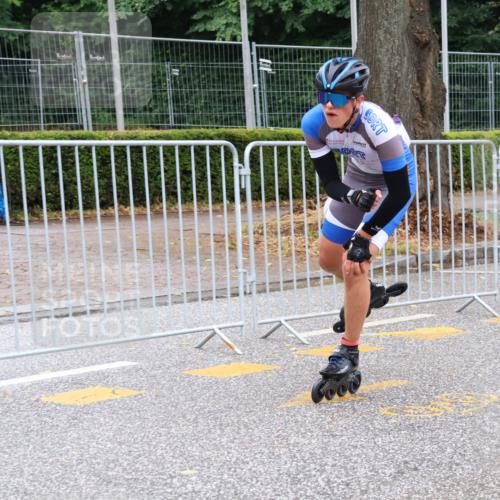 30.06.2024 - hella hamburg halbmarathon Strokosch-Dieckow http://msf.ph/oto/6564509 30.06.2024 09:14:29 Ziel 20105, 20175, 20200, 20354, 20372, 20423 meine-sportfotos.de