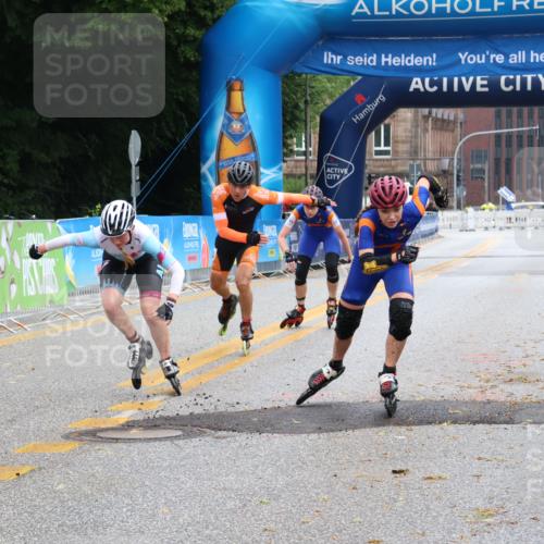 30.06.2024 - hella hamburg halbmarathon Strokosch-Dieckow http://msf.ph/oto/6564604 30.06.2024 09:14:33 Ziel 20105, 20175, 20200, 20354, 20372, 20423 meine-sportfotos.de
