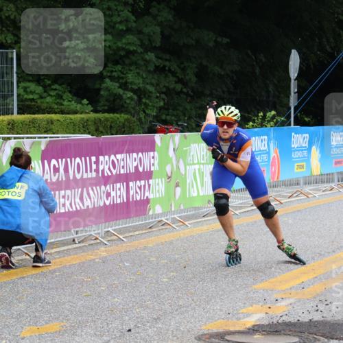 30.06.2024 - hella hamburg halbmarathon Strokosch-Dieckow http://msf.ph/oto/6564962 30.06.2024 09:15:28 Ziel 20289, 20450 meine-sportfotos.de