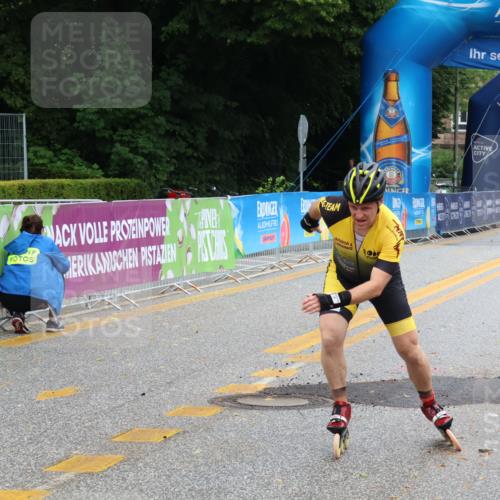 30.06.2024 - hella hamburg halbmarathon Strokosch-Dieckow http://msf.ph/oto/6565079 30.06.2024 09:15:31 Ziel 20101, 20164, 20289, 20383, 20431, 20450 meine-sportfotos.de