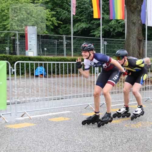30.06.2024 - hella hamburg halbmarathon Strokosch-Dieckow http://msf.ph/oto/6567601 30.06.2024 09:18:07 Ziel 20011, 20286, 20388, 20442 meine-sportfotos.de