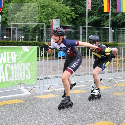 30.06.2024 - hella hamburg halbmarathon Strokosch-Dieckow http://msf.ph/oto/6567646 30.06.2024 09:18:08 Ziel 20011, 20286, 20388, 20442 meine-sportfotos.de
