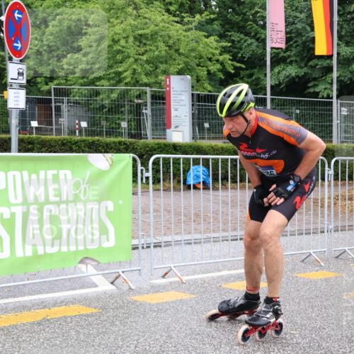 30.06.2024 - hella hamburg halbmarathon Strokosch-Dieckow http://msf.ph/oto/6567872 30.06.2024 09:18:12 Ziel 20011, 20286, 20388, 20442 meine-sportfotos.de