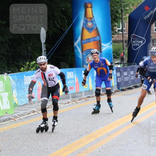 30.06.2024 - hella hamburg halbmarathon Strokosch-Dieckow http://msf.ph/oto/6568056 30.06.2024 09:19:00 Ziel 20010, 20100, 20138, 20156, 20224, 20274, 20299, 20366, 20371, 20373, 20416, 20427, 20441, 20451 meine-sportfotos.de