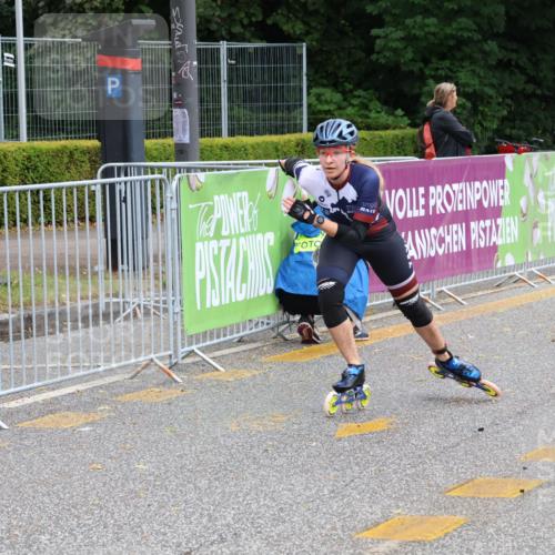 30.06.2024 - hella hamburg halbmarathon Strokosch-Dieckow http://msf.ph/oto/6568595 30.06.2024 09:19:05 Ziel 20010, 20100, 20138, 20156, 20224, 20274, 20299, 20366, 20371, 20373, 20416, 20427, 20441, 20451 meine-sportfotos.de