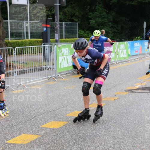 30.06.2024 - hella hamburg halbmarathon Strokosch-Dieckow http://msf.ph/oto/6568743 30.06.2024 09:19:05 Ziel 20010, 20100, 20138, 20156, 20224, 20274, 20299, 20366, 20371, 20373, 20416, 20427, 20441, 20451 meine-sportfotos.de