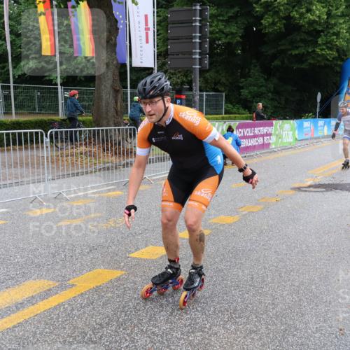 30.06.2024 - hella hamburg halbmarathon Strokosch-Dieckow http://msf.ph/oto/6569174 30.06.2024 09:19:08 Ziel 20010, 20100, 20138, 20156, 20224, 20274, 20299, 20366, 20371, 20373, 20416, 20427, 20441, 20451 meine-sportfotos.de