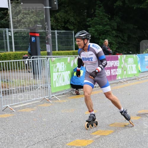 30.06.2024 - hella hamburg halbmarathon Strokosch-Dieckow http://msf.ph/oto/6569278 30.06.2024 09:19:10 Ziel 20010, 20100, 20138, 20156, 20224, 20274, 20299, 20366, 20371, 20373, 20416, 20427, 20441, 20451 meine-sportfotos.de