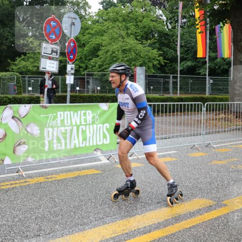 30.06.2024 - hella hamburg halbmarathon Strokosch-Dieckow http://msf.ph/oto/6569399 30.06.2024 09:19:11 Ziel 20010, 20100, 20138, 20156, 20224, 20274, 20299, 20366, 20371, 20373, 20416, 20427, 20441, 20451 meine-sportfotos.de