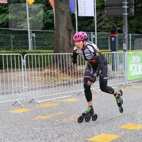 30.06.2024 - hella hamburg halbmarathon Strokosch-Dieckow http://msf.ph/oto/6569784 30.06.2024 09:20:53 Ziel 20030, 20089, 20297, 20386, 20408 meine-sportfotos.de