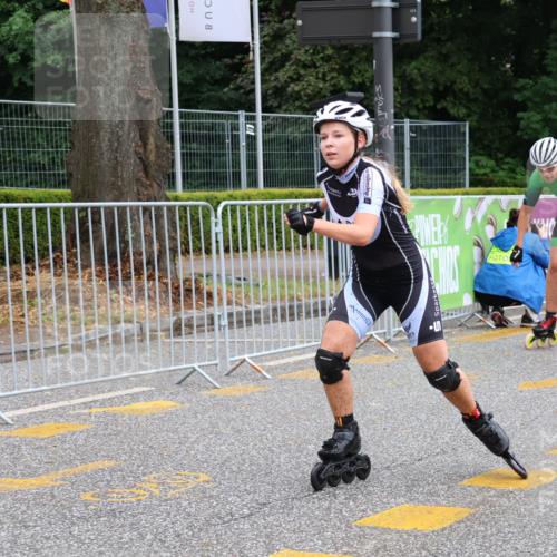 30.06.2024 - hella hamburg halbmarathon Strokosch-Dieckow http://msf.ph/oto/6569992 30.06.2024 09:20:59 Ziel 20030, 20089, 20233, 20297, 20386, 20408 meine-sportfotos.de