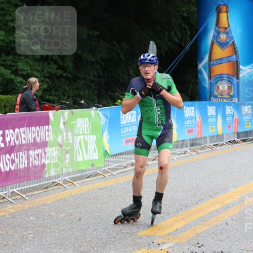 30.06.2024 - hella hamburg halbmarathon Strokosch-Dieckow http://msf.ph/oto/6570438 30.06.2024 09:21:07 Ziel 20030, 20089, 20233, 20297, 20386, 20391 meine-sportfotos.de