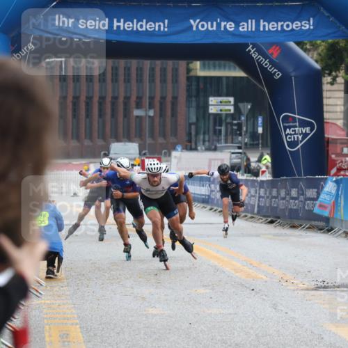 30.06.2024 - hella hamburg halbmarathon Lena Gebhardt http://msf.ph/oto/6609182 30.06.2024 09:10:35 Ziel  meine-sportfotos.de