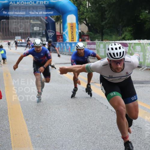 30.06.2024 - hella hamburg halbmarathon Lena Gebhardt http://msf.ph/oto/6609380 30.06.2024 09:10:40 Ziel 20006, 20344, 20424, 20436, 20439, 20454 meine-sportfotos.de