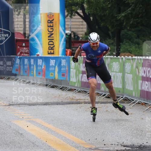 30.06.2024 - hella hamburg halbmarathon Lena Gebhardt http://msf.ph/oto/6609711 30.06.2024 09:11:06 Ziel 20155, 20400, 20401 meine-sportfotos.de