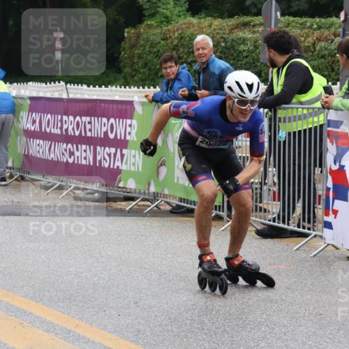 30.06.2024 - hella hamburg halbmarathon Lena Gebhardt http://msf.ph/oto/6609919 30.06.2024 09:12:09 Ziel 20026, 20316 meine-sportfotos.de