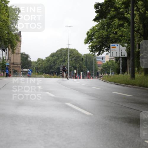 30.06.2024 - hella hamburg halbmarathon Fuchs,  Jonas http://msf.ph/oto/6614925 30.06.2024 09:15:03 20KM  meine-sportfotos.de