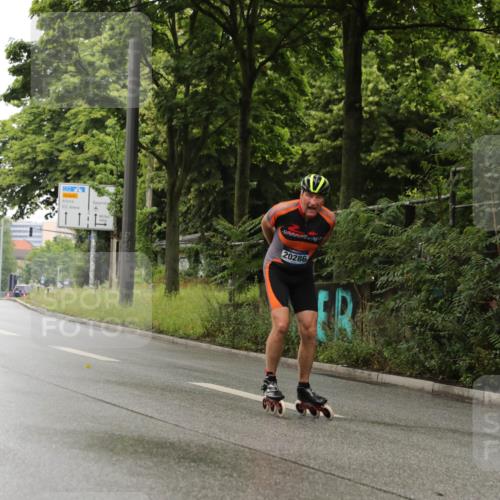 30.06.2024 - hella hamburg halbmarathon Fuchs,  Jonas http://msf.ph/oto/6615109 30.06.2024 09:15:37 20KM 111, 20286 meine-sportfotos.de