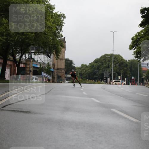 30.06.2024 - hella hamburg halbmarathon Fuchs,  Jonas http://msf.ph/oto/6615256 30.06.2024 09:17:03 20KM 2 meine-sportfotos.de